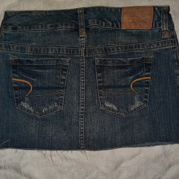 American Eagle Jean skirt - Picture 2 of 3